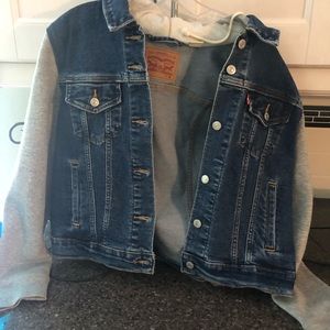 Levi’s denim jacket with hooded sweatshirt lining - very good condition
